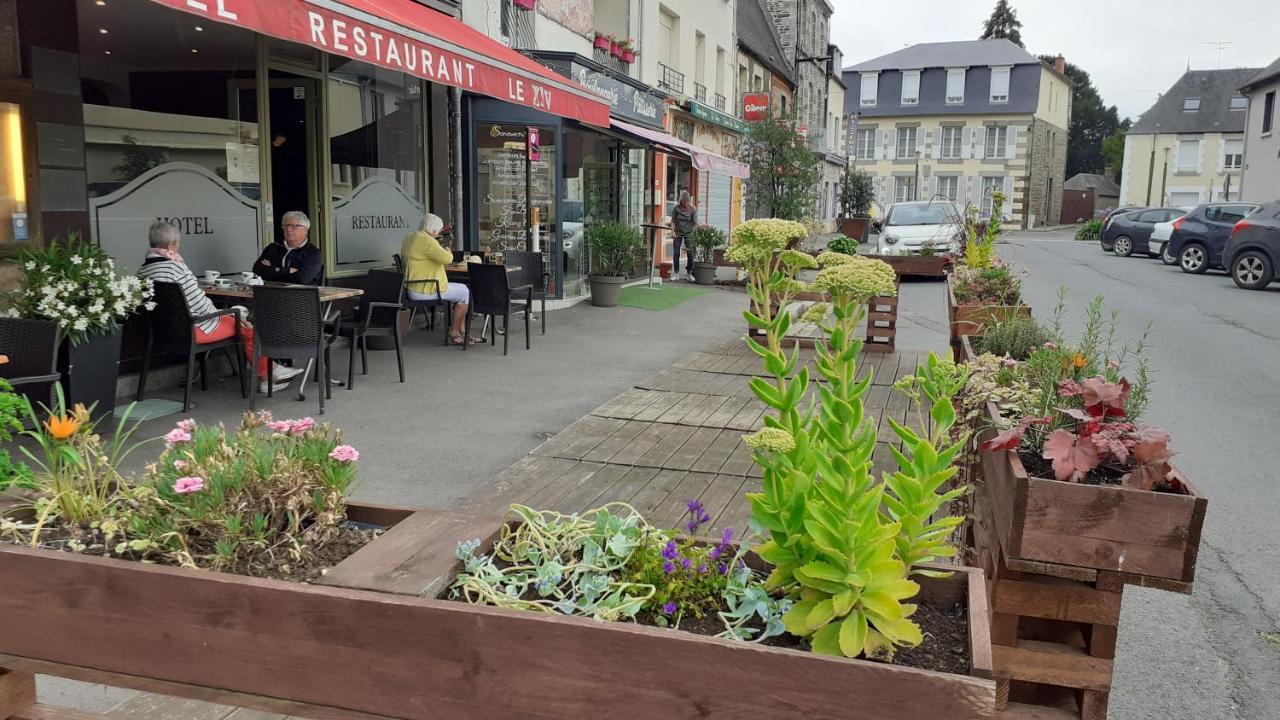 Hotel Le XIV Pontorson Buitenkant foto